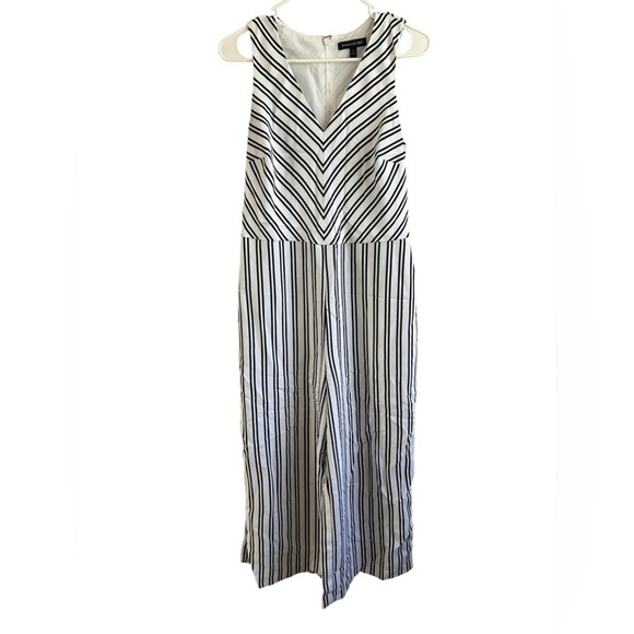 Banana Republic Striped Jumpsuit • Used • Size: 6 - Picture 1 of 14